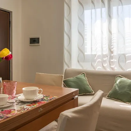 דירה Maisonluvi *
