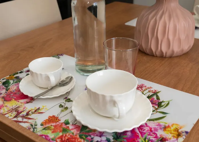 Maisonluvi * לונאטו